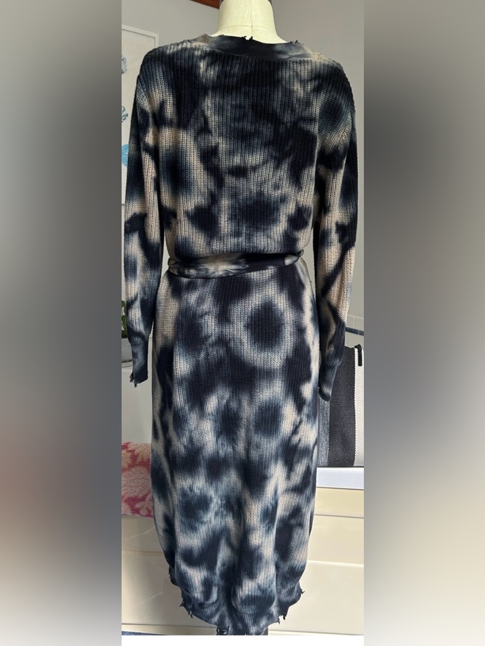 SER.O.YA Burnout Raw Sweater Dress Size Small Ink Blue and Taupe
